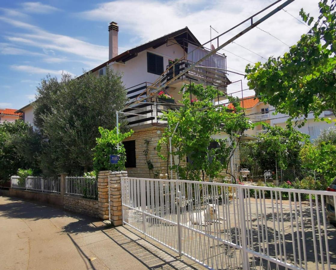 Apartments Marijana 沃迪切 外观 照片