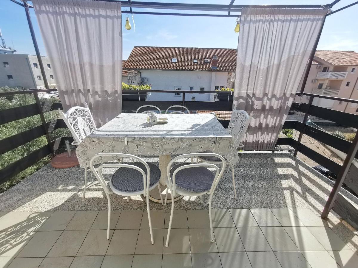 Apartments Marijana 沃迪切 外观 照片